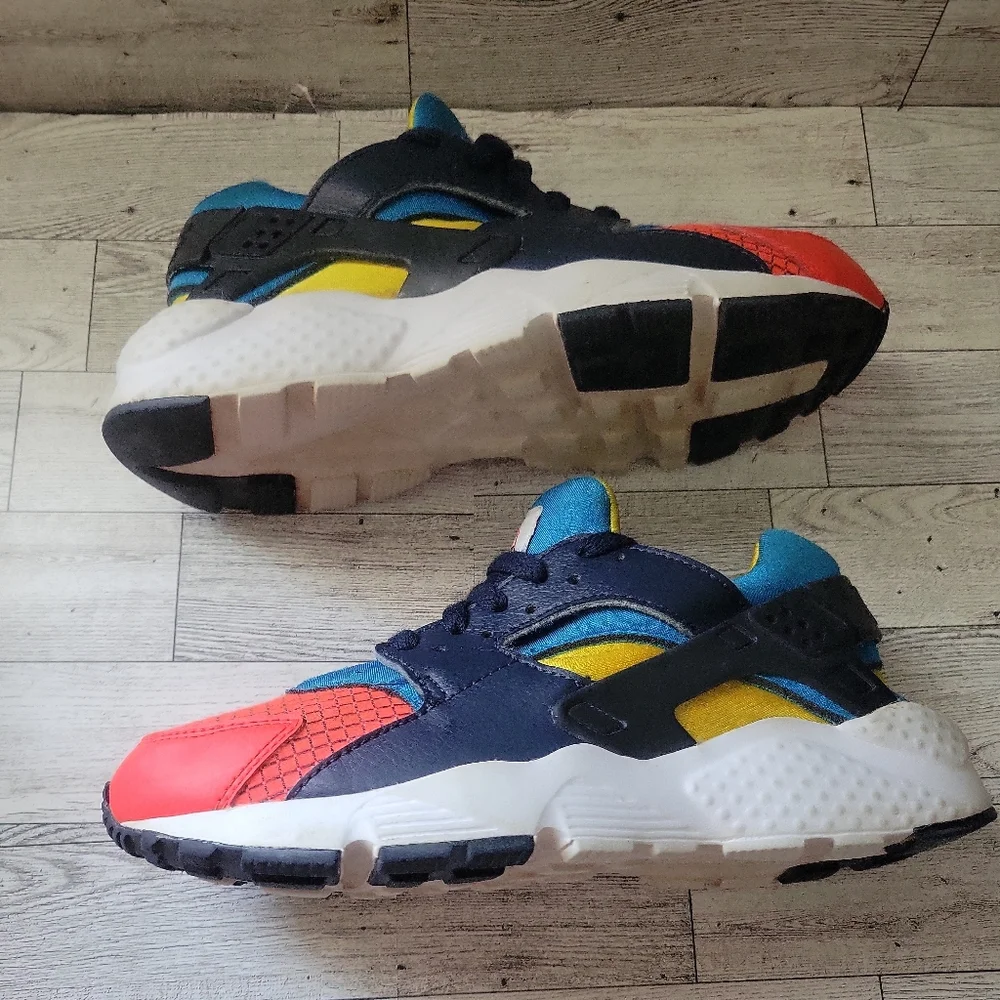 Huarache Run‎ GS 6.5Y Kids Shoes Sneakers BQ7096-600 Crimison/Obsidian